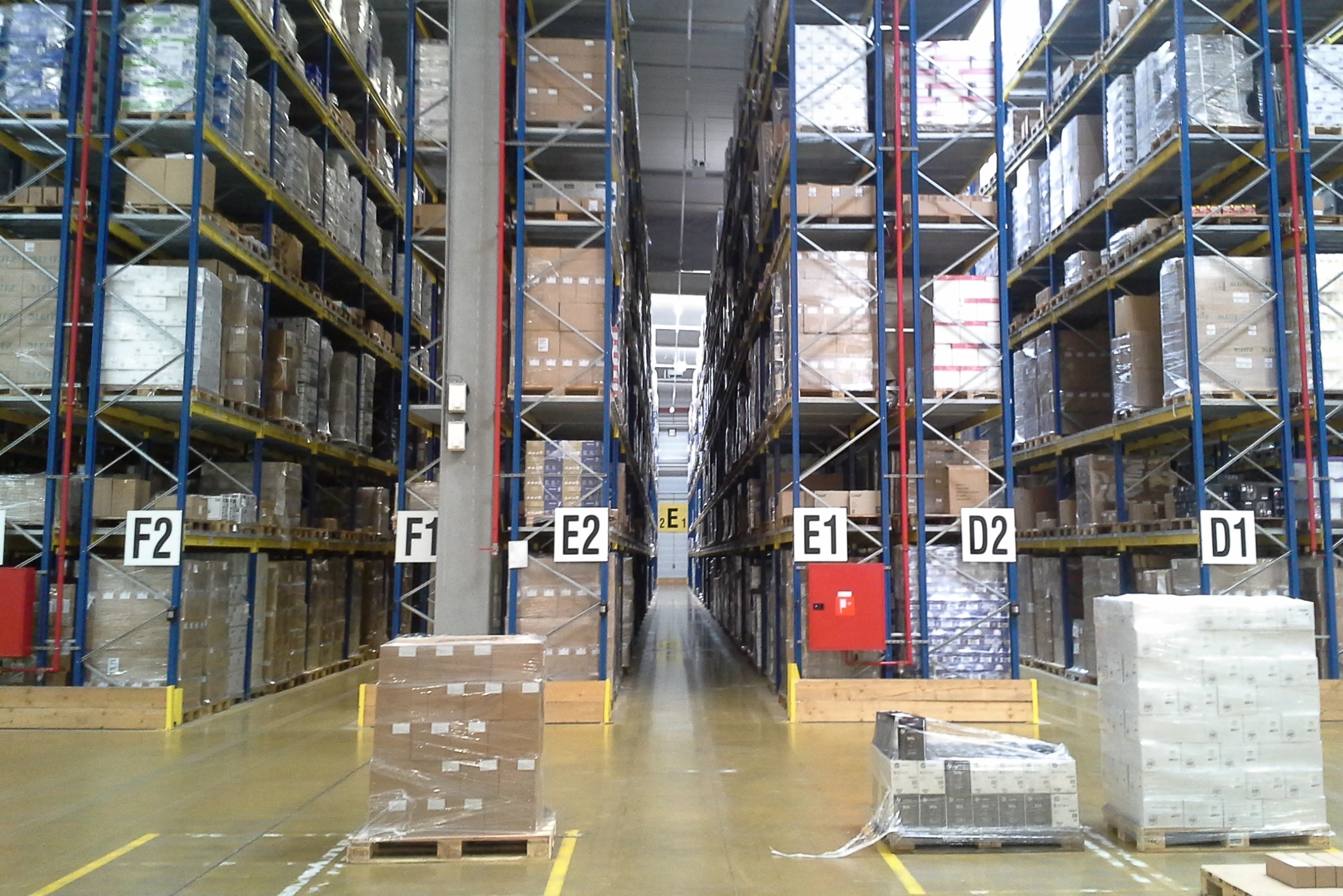 factory-947399